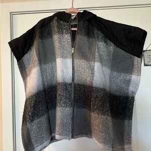 Chic Black and Gray Plaid Women's Cape